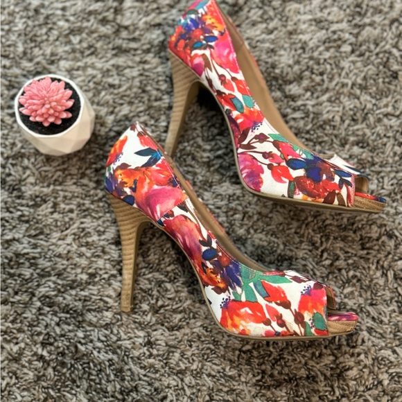 Christian Siriano Peep Toe Stiletto Floral Multicolor 7W - Picture 5 of 7